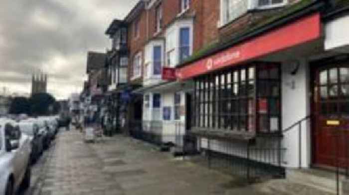 Two charged in connection with phone shop robbery