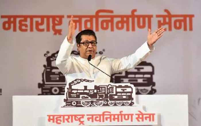 "If anyone attacks Marathi people, I will defend them" – Raj Thackeray