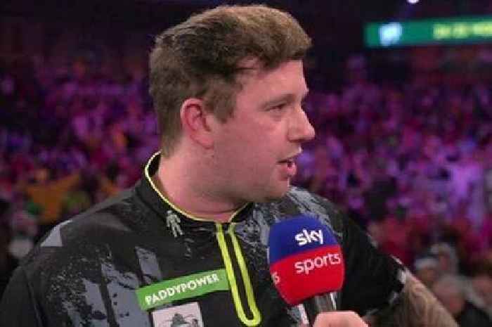 Callan Rydz responds to brutal World Darts Championship crowd chants about his hair