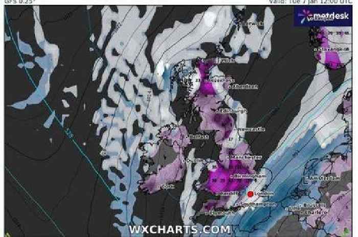 Weather maps show UK battered by 171hrs of 'non-stop' snow