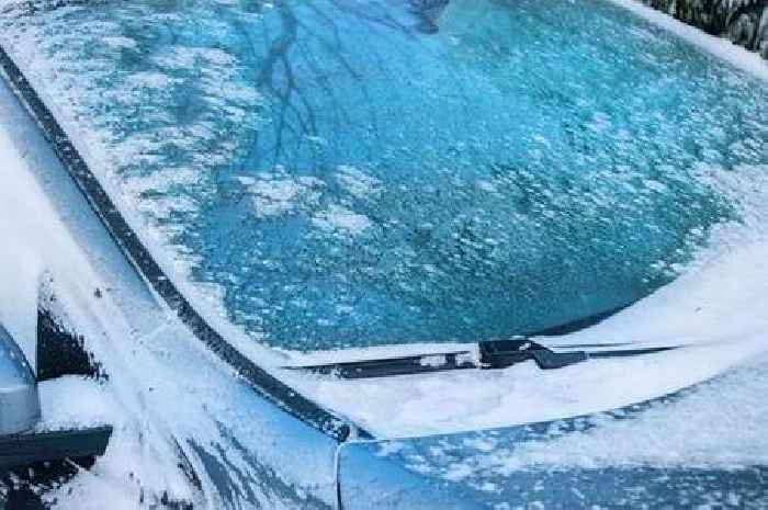 Drivers warned never to use 'dangerous' hack to de-ice windscreen - and what to do instead