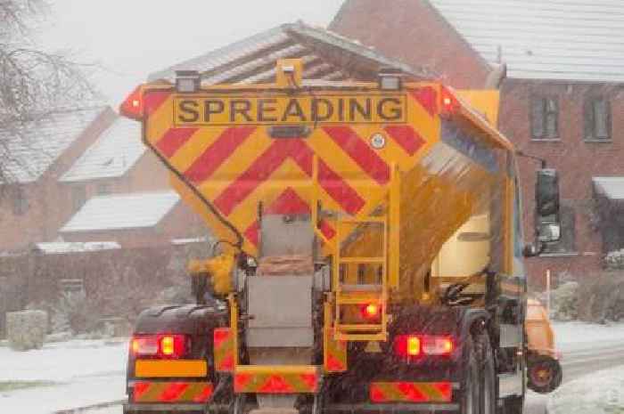 Gritters out across Devon ahead of -3C temperature plunge and icy roads