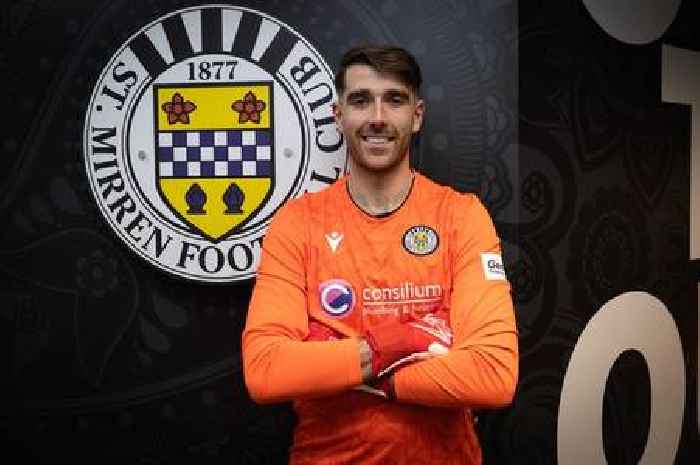 Middlesbrough keeper Zach Hemming makes shock St Mirren loan return