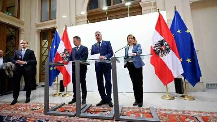 Talks on new 3-party Austrian government collapse as one party leaves