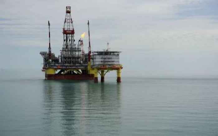 Emergency declared in Crimea as oil spill reaches Sevastopol