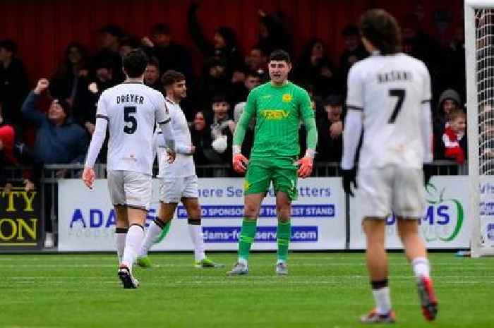 Worthing 5 Torquay United 1 - Gulls crash out of FA Trophy