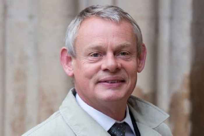 ITV Martin Clunes' 'easy' weight loss trick - it doesn't involve drastic lifestyle change