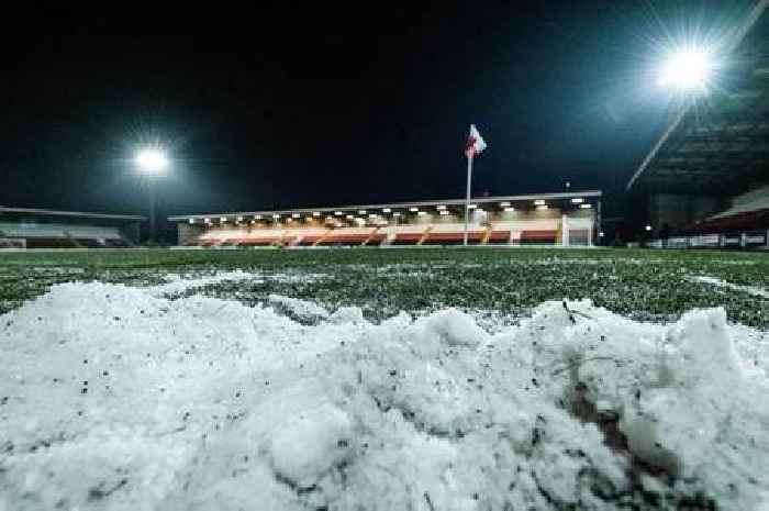 Heavy snow and freezing rain sweeps in after weather warnings bring snow and ice