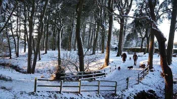 Warnings for snow and freezing rain across the UK over the weekend