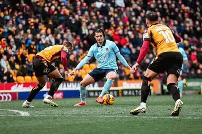 'The better team won' David Artell on Grimsby Town's 3-1 defeat to Bradford City