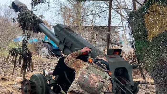 Ukraine launches new offensive in Russia's Kursk region