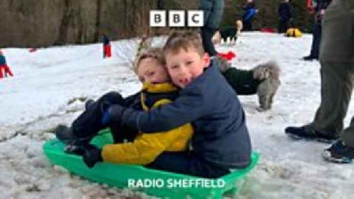 Sheffield kids having fun in the snow!