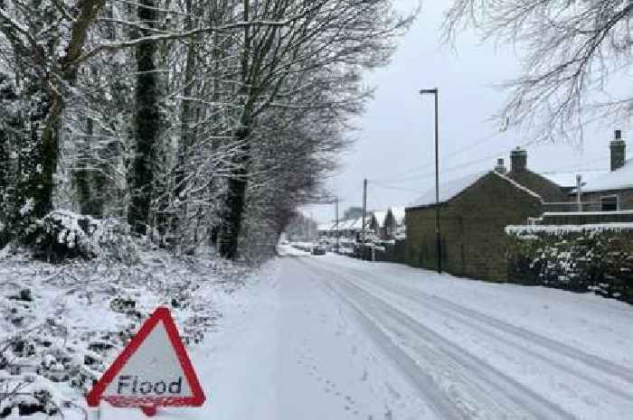 38 counties in UK set for snow on Monday as flurries return after weekend