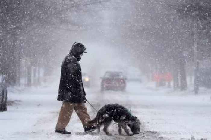 UK snow map shows NEW 750-mile Arctic bomb battering England and exact date it starts