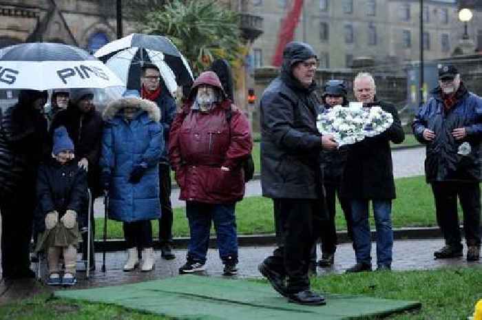 Poignant moment as wreath laid to remember 71 children who died in Paisley Glen Cinema disaster