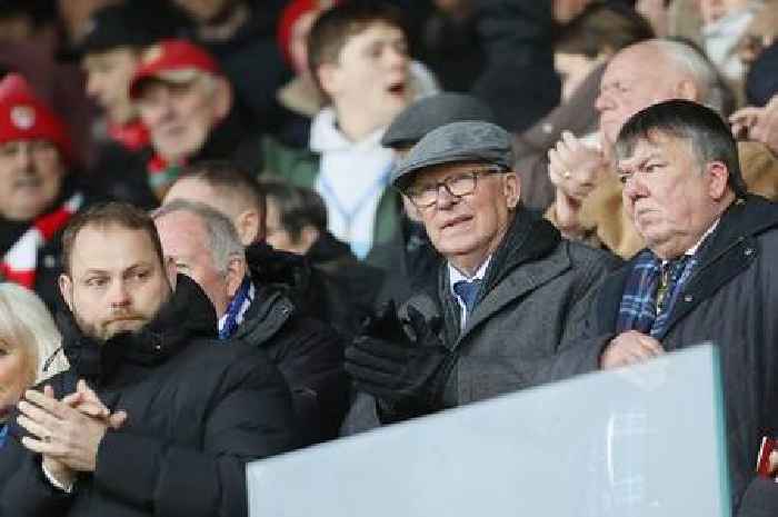 Sir Alex Ferguson's message to Wrexham manager after Man Utd legend attends match