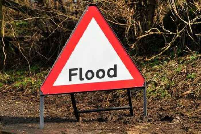 Surrey flood warning remains in place as homeowners urged to 'act now'