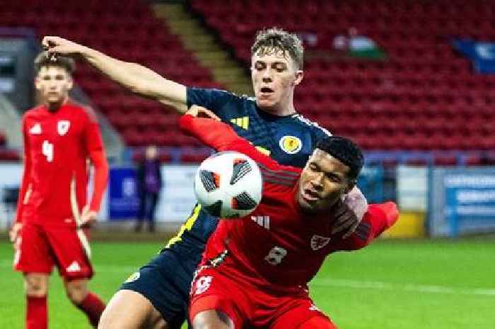 Motherwell make first January signing as Coventry star joins on loan