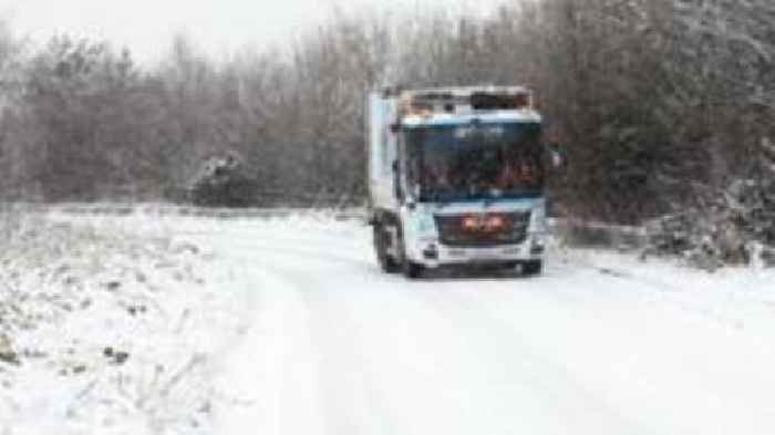 New snow and ice warning issued for Northern Ireland