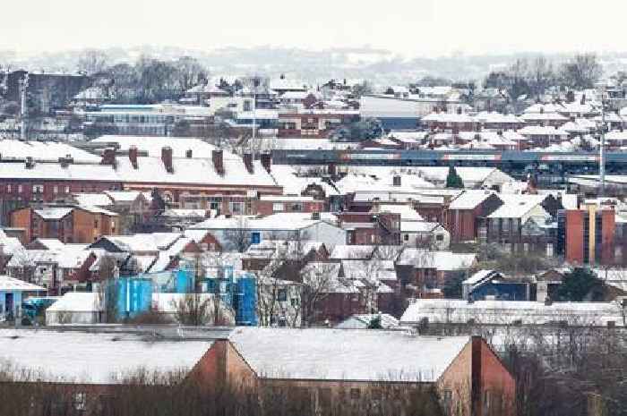 Freezing -6C mist to hit Stoke-on-Trent as weather maps show more snow