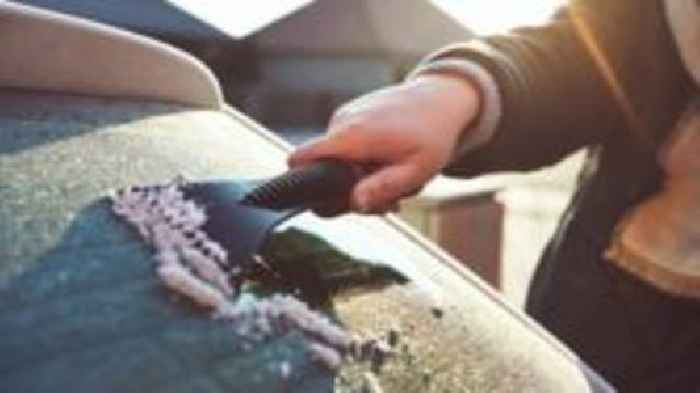 Thief steals car left to defrost by its driver