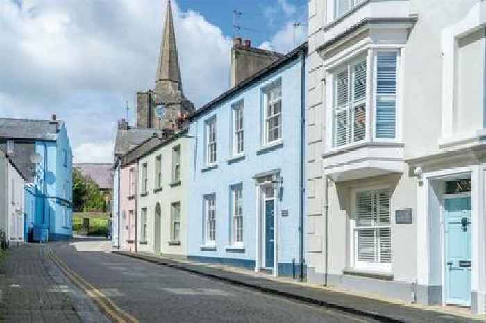 Stunning townhouse with hidden courtyard just seconds from one of Wales’ most popular beaches