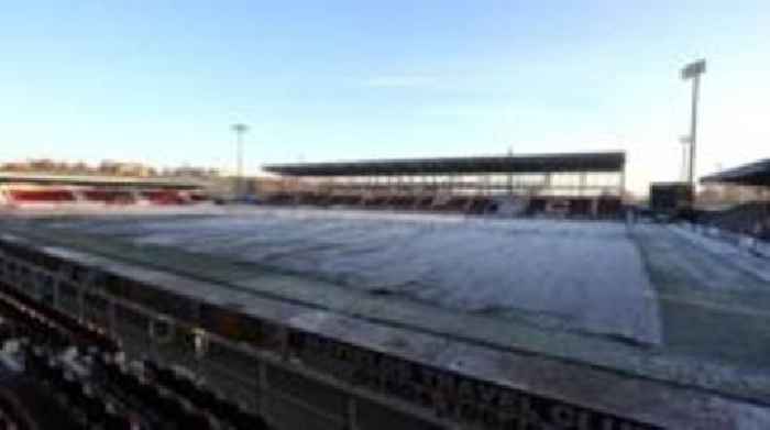 Shrewsbury-Huddersfield among games frozen off