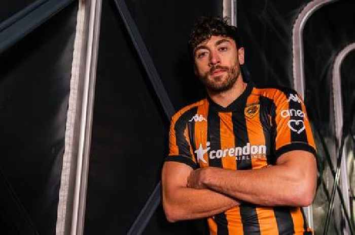 Hull City complete first January transfer signing as ex-Middlesbrough man jets in from USA