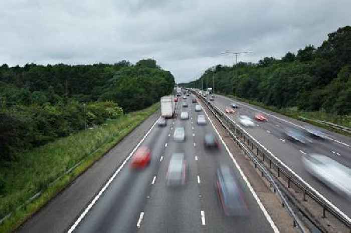 'I'm a police officer - there's only one reason you're allowed to undertake on motorway'