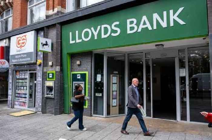 86 Lloyds and Halifax banks to close in 2025 - including eight in West Midlands