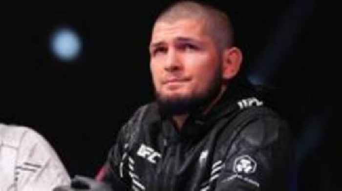 Khabib escorted from plane after exit-seat dispute