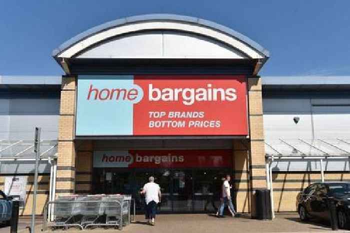 Home Bargains' £2 sprays 'from Dubai' make your house smell 'out of this world'