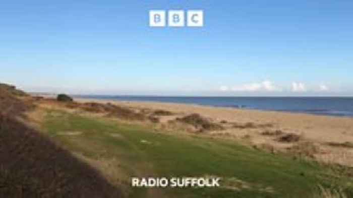 Fancy a walk between Aldeburgh and Hopton?