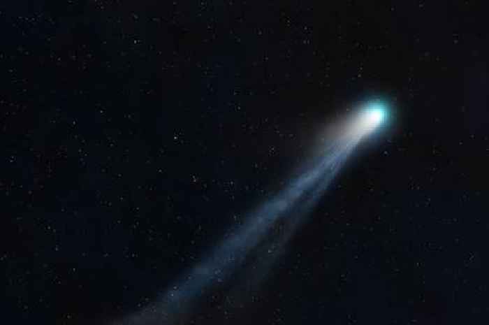 Once in a lifetime comet visible for the first time in 160,000 years