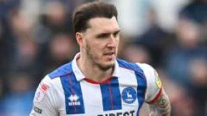 Morecambe bring in ex-Hartlepool midfielder Cooke