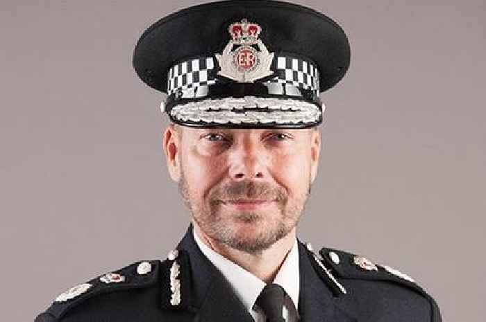 Chief constable Rod Hansen redeployed and suspension lifted after 'change in circumstances'
