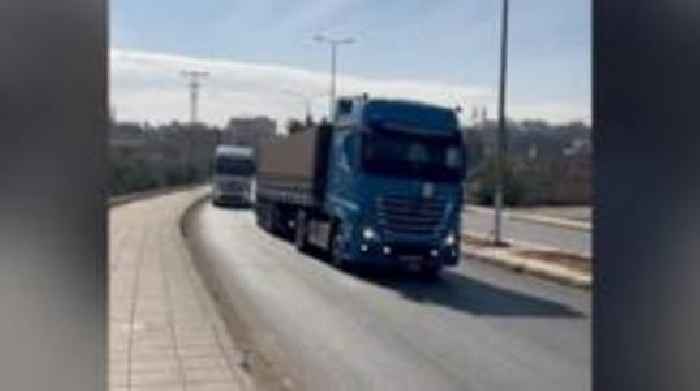 BBC travels with aid convoys in Jordan heading towards Gaza