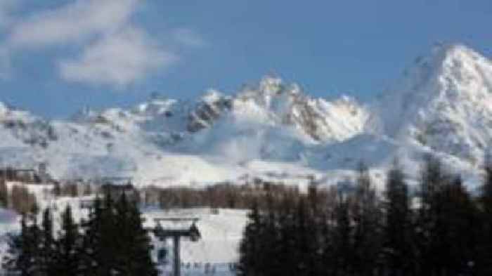 Investigation after UK skier dies in French Alps