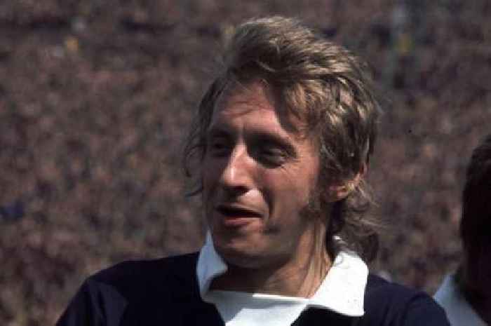 Kenny Dalglish delivers emotional tribute to 'hero' Denis Law as Man Utd plan tribute to icon