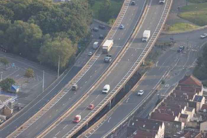 M32 crash partially blocked motorway