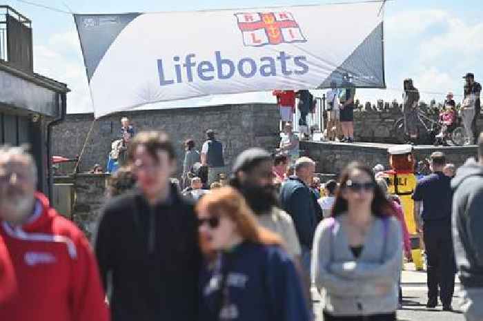 Warning as future of lifeguarding service at Bridgend county beaches is discussed