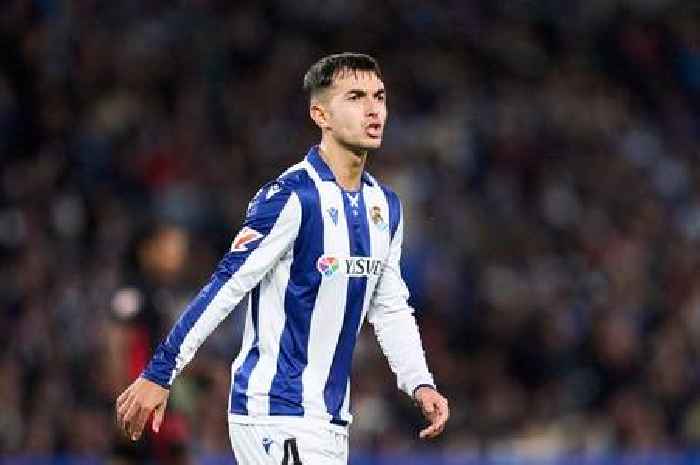 Arne Slot drops Martin Zubimendi Liverpool transfer hint as Arsenal deal truth becomes clear