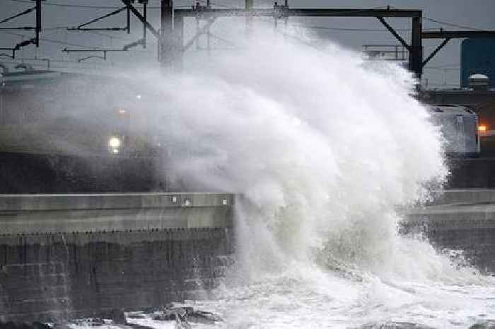 Ayrshire braces for 90mph winds as Met Office issues wind warning ahead of Storm Éowyn