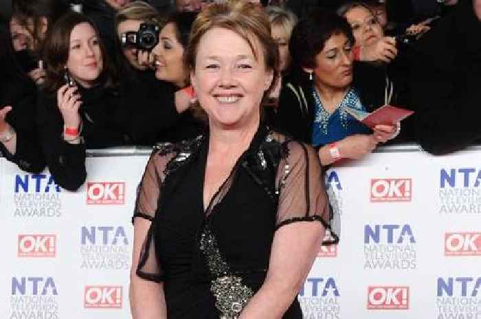 Signs of dementia in women as Pauline Quirke is given diagnosis at 65