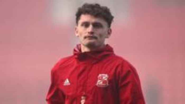 Swindon's Kirkman ruled out for up to six weeks