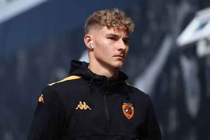 Hull City hammer blow as Carl Rushworth returns to Brighton leaving transfer plan in doubt