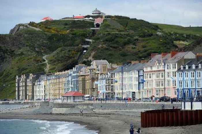 Visitors to popular Welsh seaside town will now be charged to park