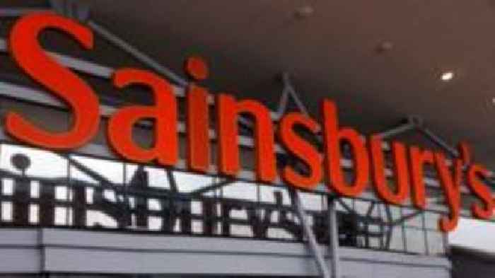 Sainsbury's to cut 3,000 jobs and shut cafés and pizza counters