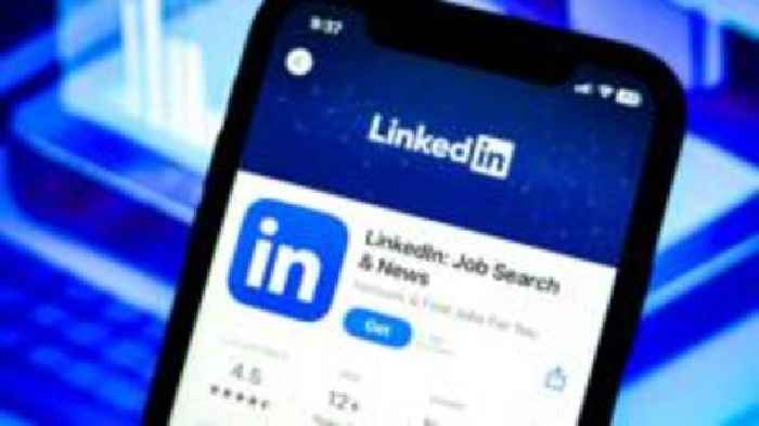 LinkedIn accused of sharing users' private messages to train AI