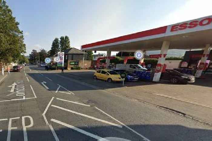 A40 traffic updates as multi-vehicle crash leaves main road into Cheltenham blocked